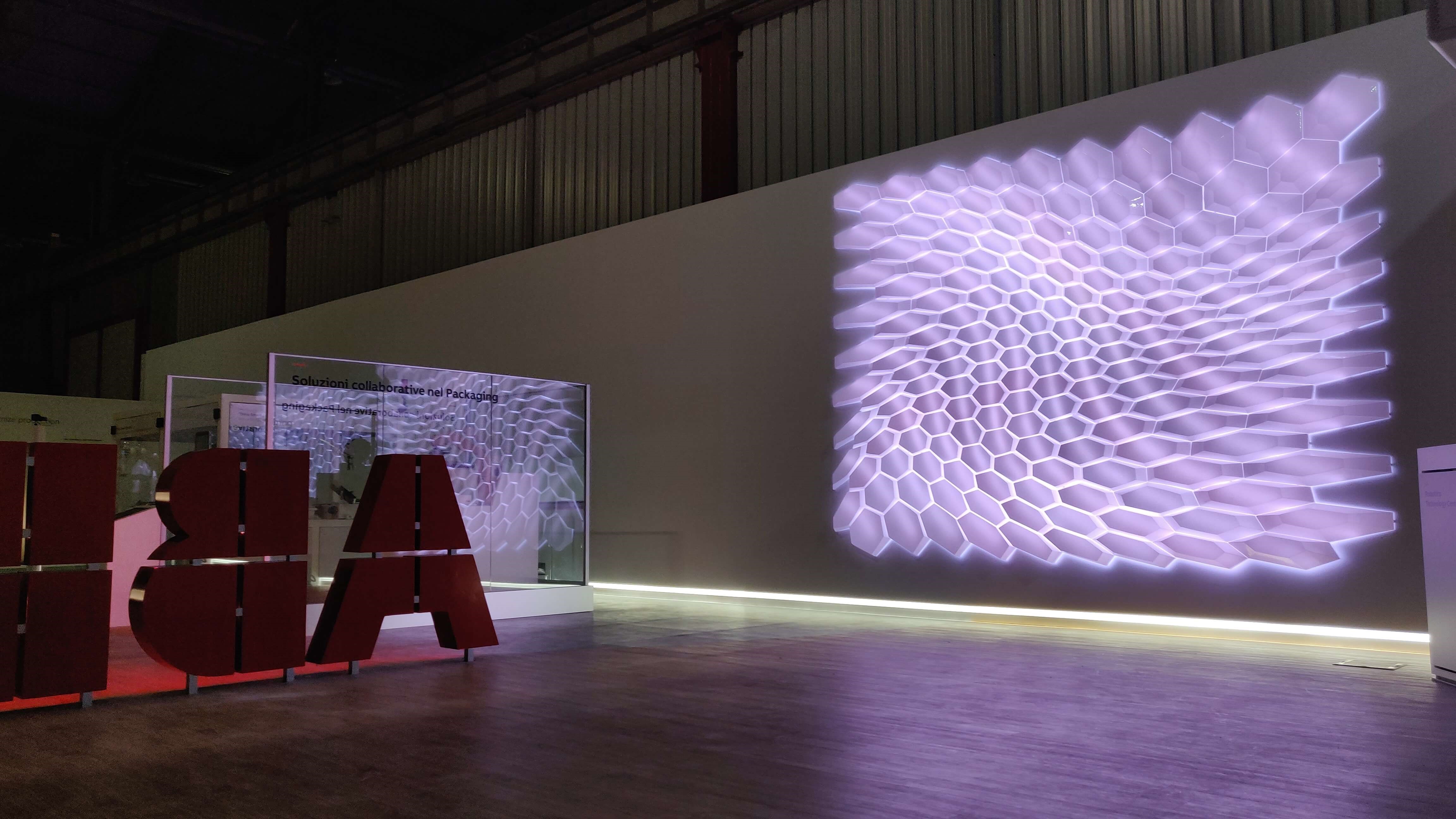HEXA-LED installation at ABB Vittuone Showroom
